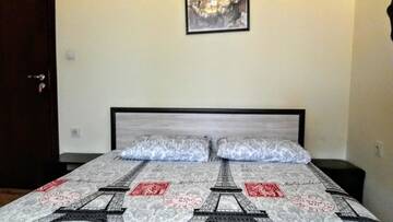 Фото номера Двухместный номер Делюкс с 1 кроватью Гостевой дом Guest Rooms Simona г. Opanets 2
