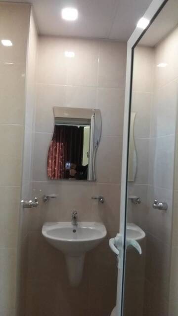 Фото номера Четырехместный номер с террасой Гостевой дом Guest Rooms Simona г. Opanets 2